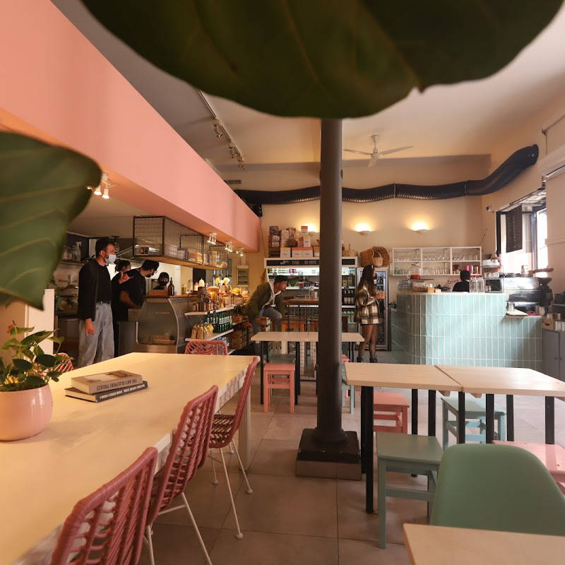 images/nearby/mila.jpg#joomlaImage://local-images/nearby/mila.jpg?width=800&height=800